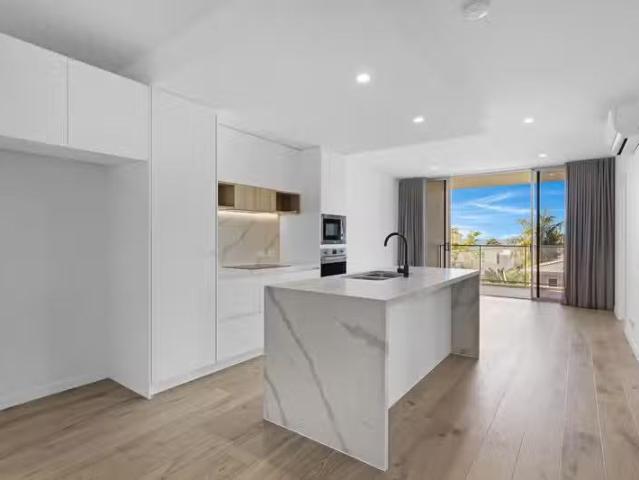 Cozy 2 BR 107/10 Third Avenue, Palm Beach, QLD 4221 Apartmen.