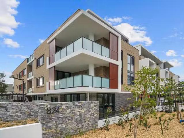 Nice 2 BR 109/824 Forest Road, Peakhurst, NSW 2210
