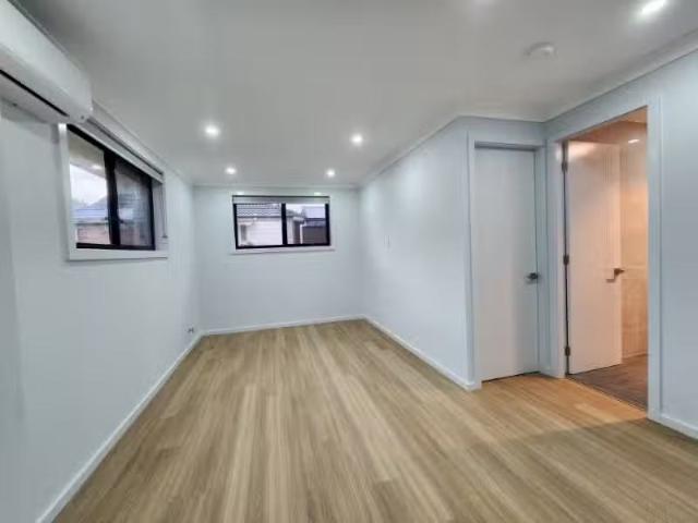 Cozy 2 BR 10A Heath Street, Asquith House for rent Listed by.