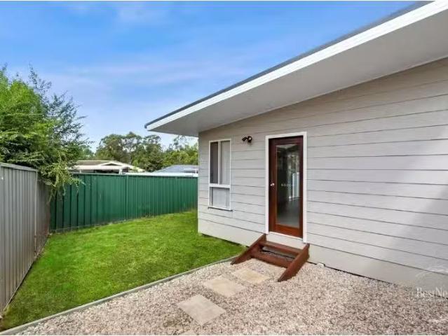 Cheap 2 BR 10a Prince Street, Werrington County Apartment for.