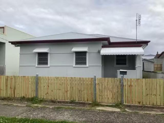 Unique 2 BR 114 Tamar Street, Ballina House for rent Listed b.