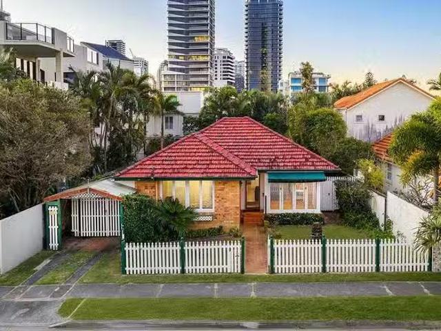 Cheap 2 BR 11 Cronulla Avenue, Mermaid Beach, QLD 4218