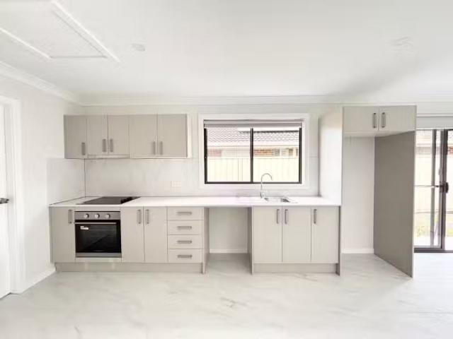 New 2 BR 12A Climus Street, Hassall Grove House for rent List.