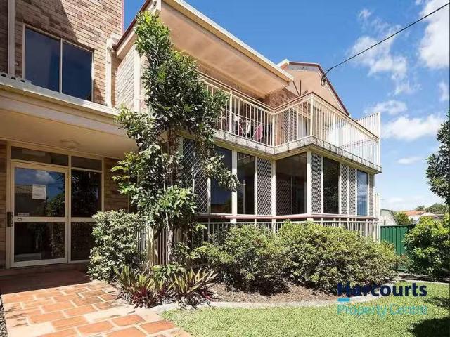 Nice 2 BR 1/30 Noela Street, COORPAROO, QLD 4151 Unit for Rent