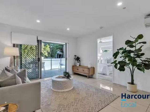 For Rent! 2 BR 13/12 Montrose Road, TARINGA, QLD 4068 Unit f.