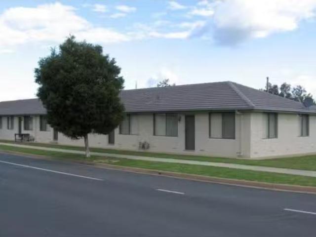 Charming 2 BR 2/502 Alldis Avenue, LAVINGTON Apartment for ren.