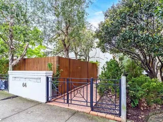 Nice 2 BR 2/64 Hampden Road, Russell Lea, NSW 2046