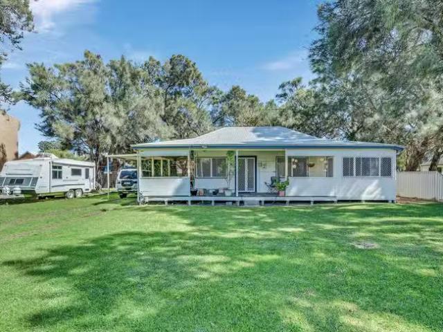 Deal! 2 BR 26 Ormsby Terrace, MANDURAH, WA 6210 House for Rent