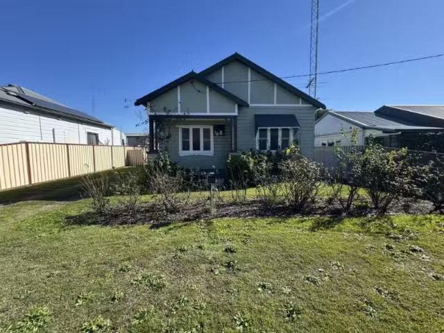Cheap 2 BR 29 George Street, CESSNOCK House for rent Listed b.