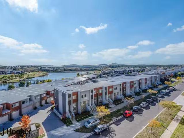 Cheap 2 BR 20/43 Arthur Blakeley Way, Coombs, ACT 2611