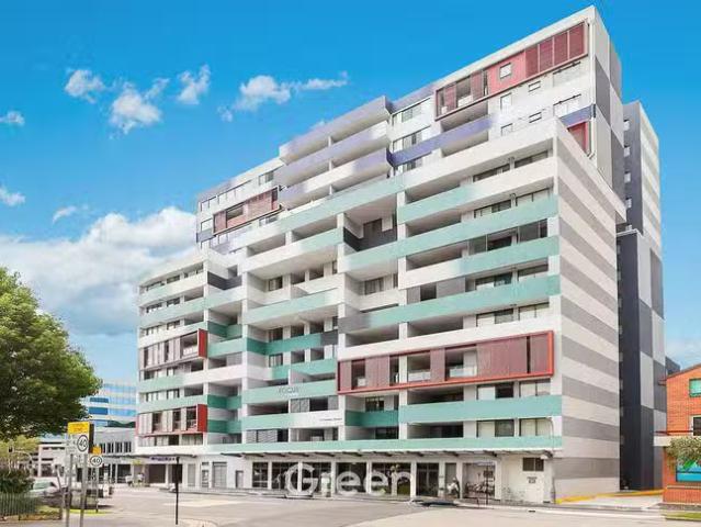 Rental! 2 BR 206/6 10 Charles Street, Parramatta, NSW 2150