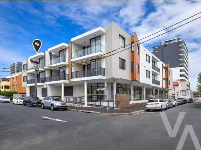 Cheap 2 BR 208/9 Union Street, Wickham Apartment for rent Lis.