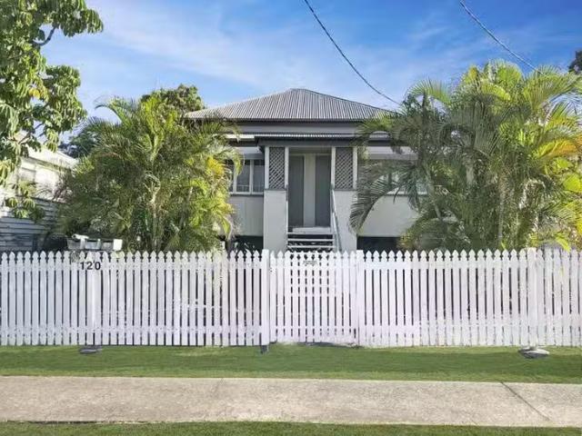New 2 BR 2/120 Denison Street, Rockhampton City, QLD 4700