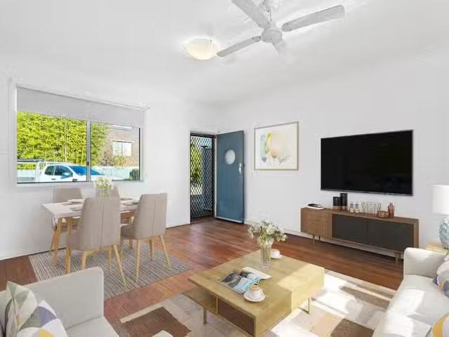 Rental! 2 BR 2/18 Messines Street, Shoal Bay, NSW 2315