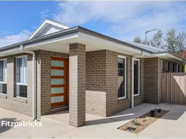 New 2 BR 2/22 Kenneally Street, Kooringal Apartment for rent.