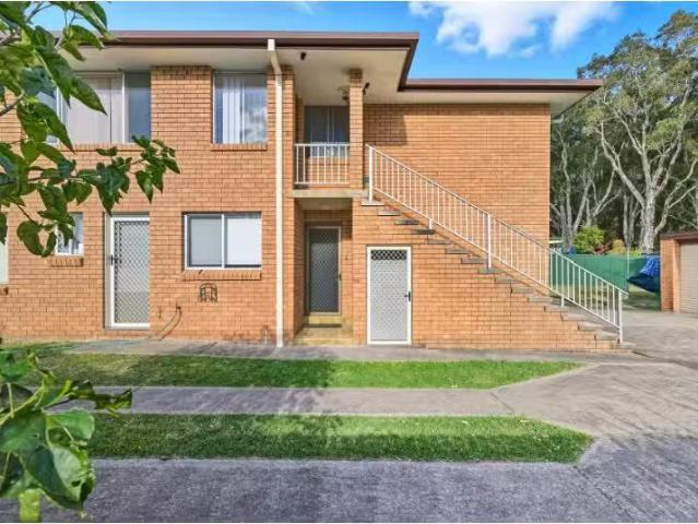 Nice 2 BR 2/26 The Bulkhead, Port Macquarie Apartment for rent.