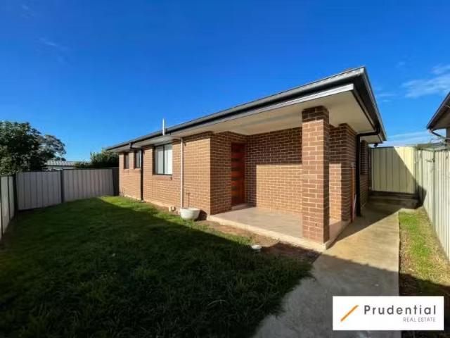 Cheap 2 BR 34A Lorenzo Cre, ROSEMEADOW House for rent Listed.