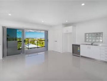 For Rent! 2 BR 3/52 Church Road, Zillmere, QLD 4034