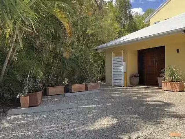 Rental! 2 BR 30 Clarkson Place, Kenmore Hills, QLD 4069