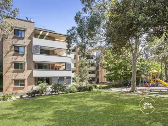 Charming 2 BR 32/18 22 Gray Street, Sutherland Apartment for r.