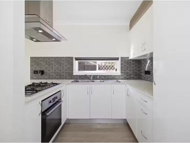 Just in! 2 BR 3A Talbingo Street, Heckenberg House for rent L.