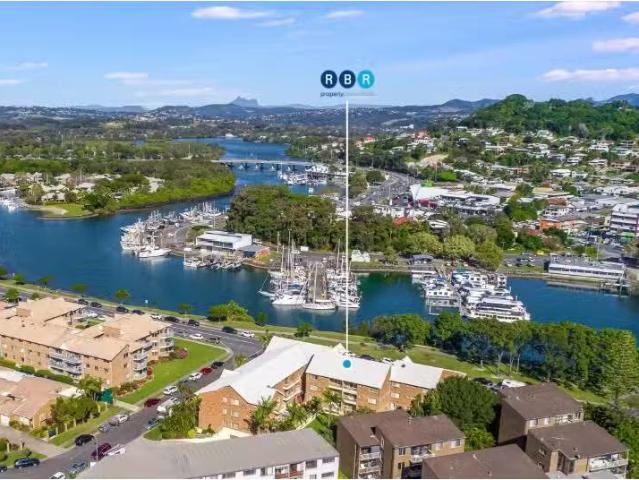 Nice 2 BR 4/4 Botany Cresent, TWEED HEADS Apartment for rent.