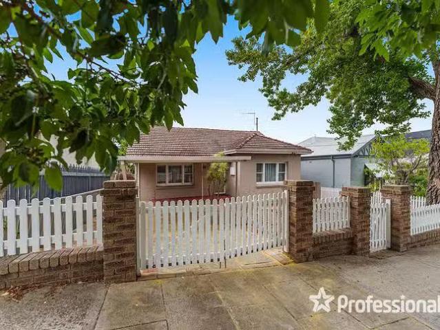 Just in! 2 BR 47 Salisbury Street, Leederville, WA 6007
