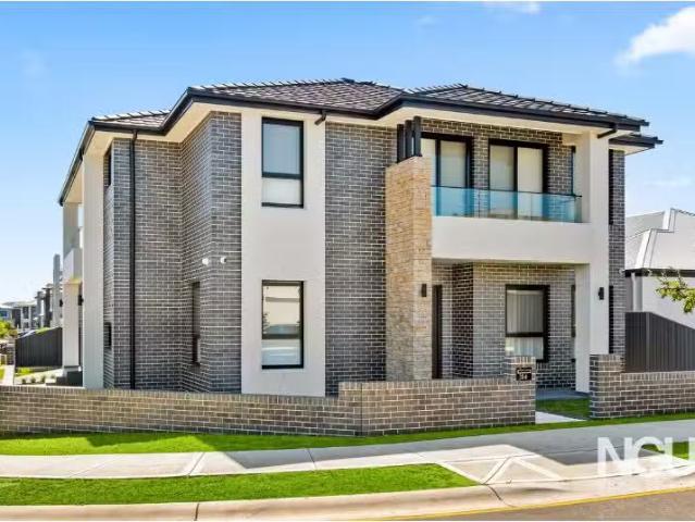 New 2 BR 54A Diamondback Parade, Melonba House for rent Liste.