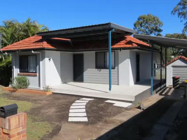 Cheap 2 BR 59 Tingalpa Street, WYNNUM WEST, QLD 4178 House f.