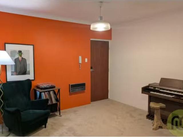 Deal! 2 BR 50/17 Medley Street Central, Chifley Apartment for.