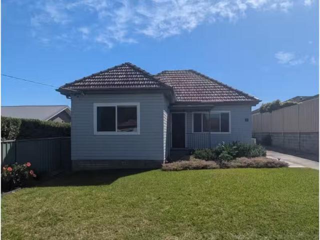 Cozy 2 BR 50 Marton Street, SHORTLAND House for rent Listed b.