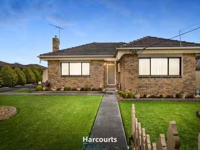 Unique 2 BR 5 Sydney Crescent, Lalor, VIC 3075 House for Rent