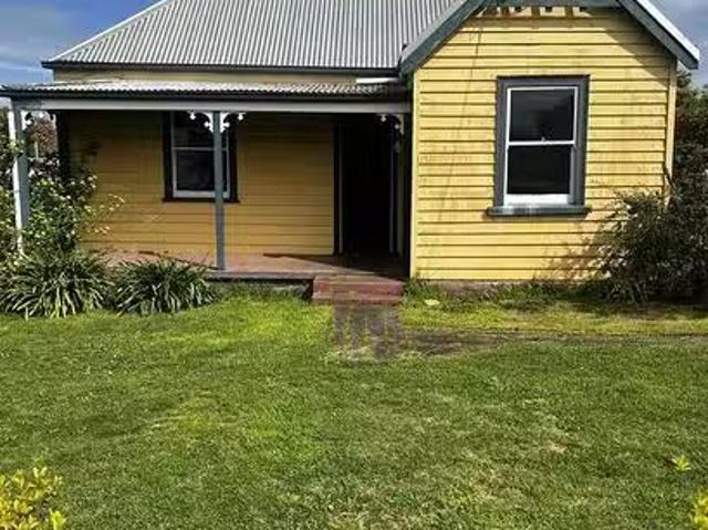Cheap 2 BR 64 Hiller Street, Devonport, TAS 7310