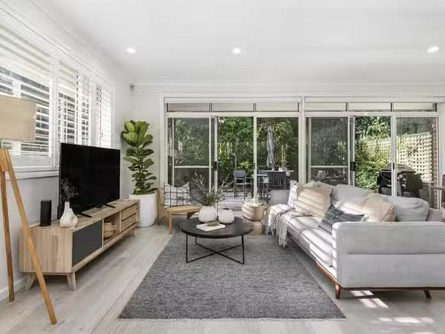 Cozy 2 BR 6/65 67 Finlayson Street, Lane Cove, NSW 2066