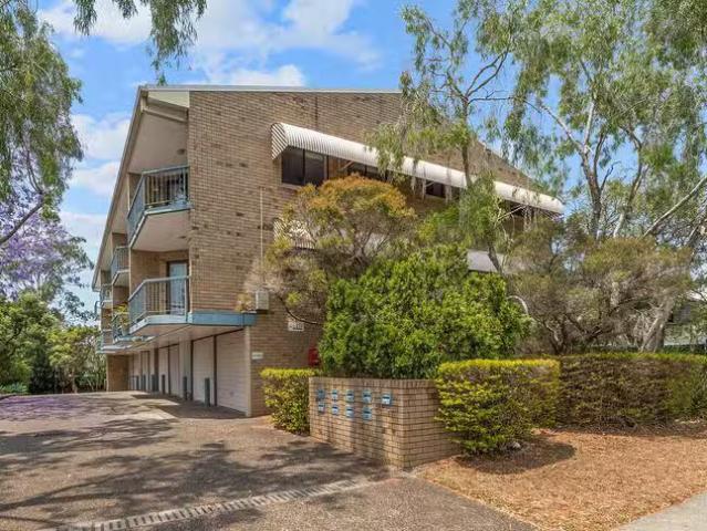 Deal! 2 BR 6/128 Central Avenue, Indooroopilly, QLD 4068