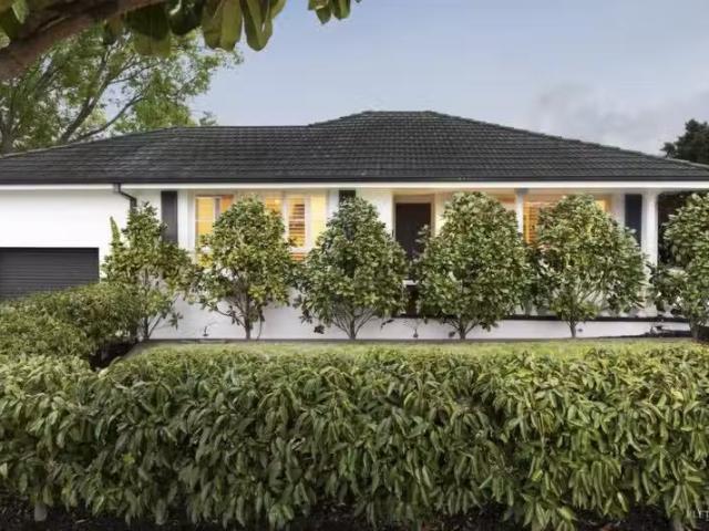 Deal! 2 BR 6/29 Barkly Street, Box Hill VIC 3128 Unit Auction