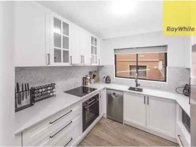 Deal! 2 BR 6/33 41 Brickfield Street, NORTH PARRAMATTA Townhou.