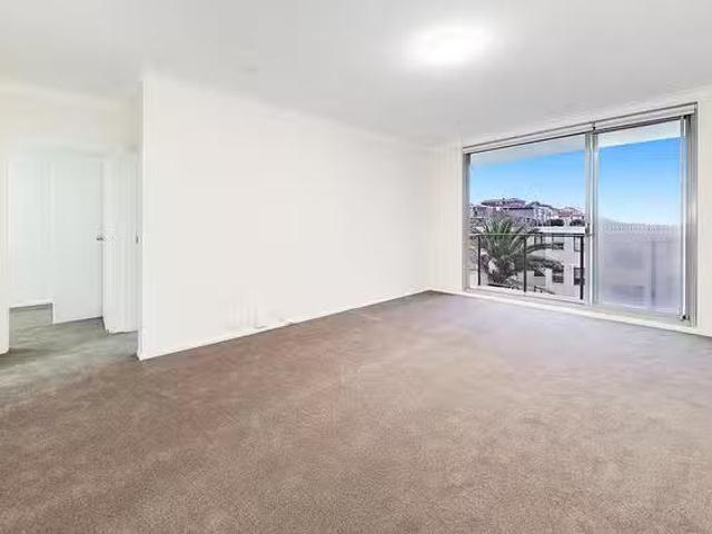 Just in! 2 BR 6/38 Diamond Bay Road, Vaucluse, NSW 2030