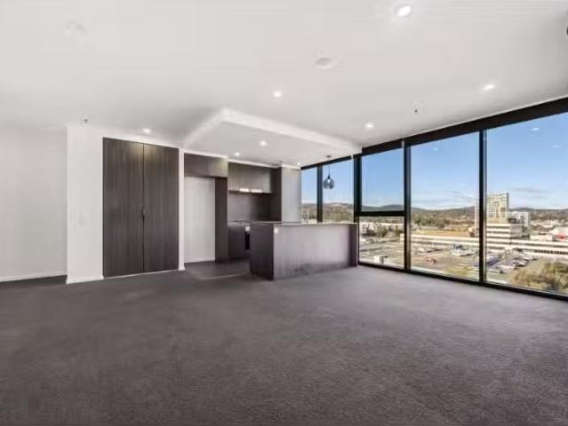 Just in! 2 BR 719/15 Bowes Street, Phillip Apartment for rent.