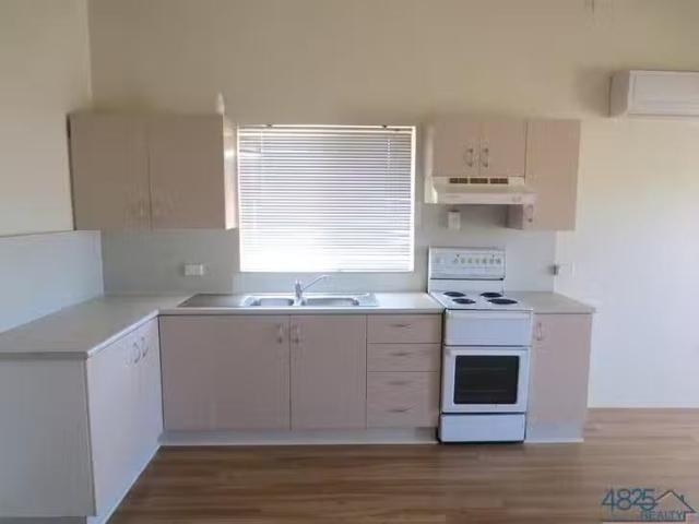 Cheap 2 BR 7/31 Hilary Street, The Gap, QLD 4825