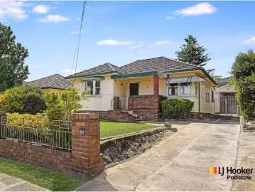 Just in! 2 BR 85 Howard Road, Padstow House for rent Listed b.