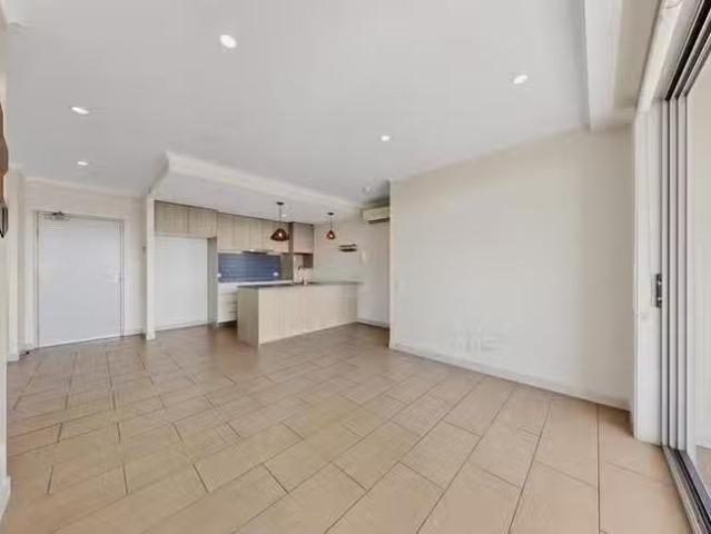 Deal! 2 BR 803/440 Hamilton Road, Chermside, QLD 4032