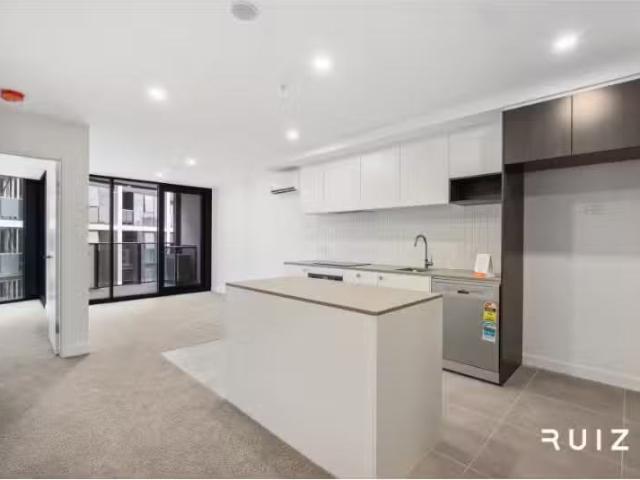 Cozy 2 BR 806/11 Launceston Street, Phillip Apartment for rent.
