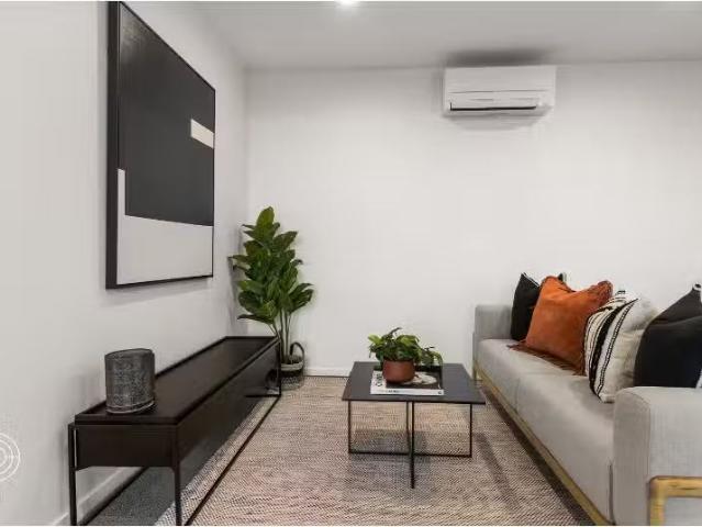 Charming 2 BR 809/15 Bowes Street, Phillip Apartment for rent.