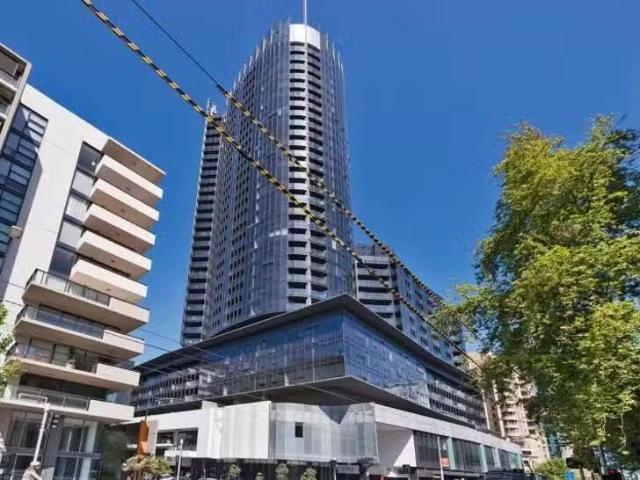 Nice 2 BR 822/35 Malcolm Street, South Yarra, VIC 3141
