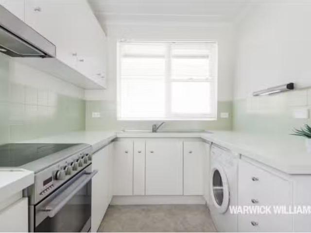 Nice 2 BR 9/55 College Street, Drummoyne Apartment for rent L.