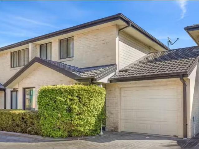 Cozy 2 BR 9/63 Burns Road, Ourimbah Townhouse for rent Listed.