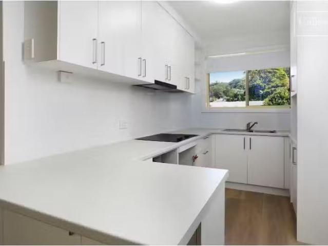 Just in! 2 BR 9/8 Station Street, STANWELL PARK House for rent.