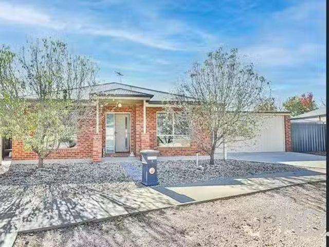 For Rent! 2 Ella Mae Court, Red Cliffs, VIC 3496