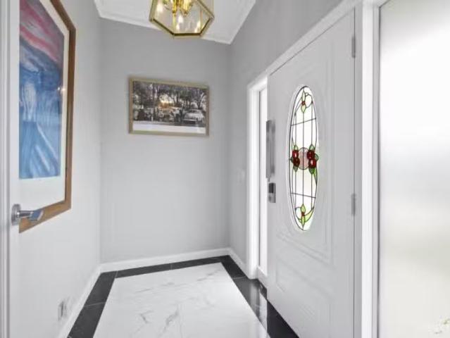 Deal! 2 Ercil St, Wendouree VIC 3355 House Leased